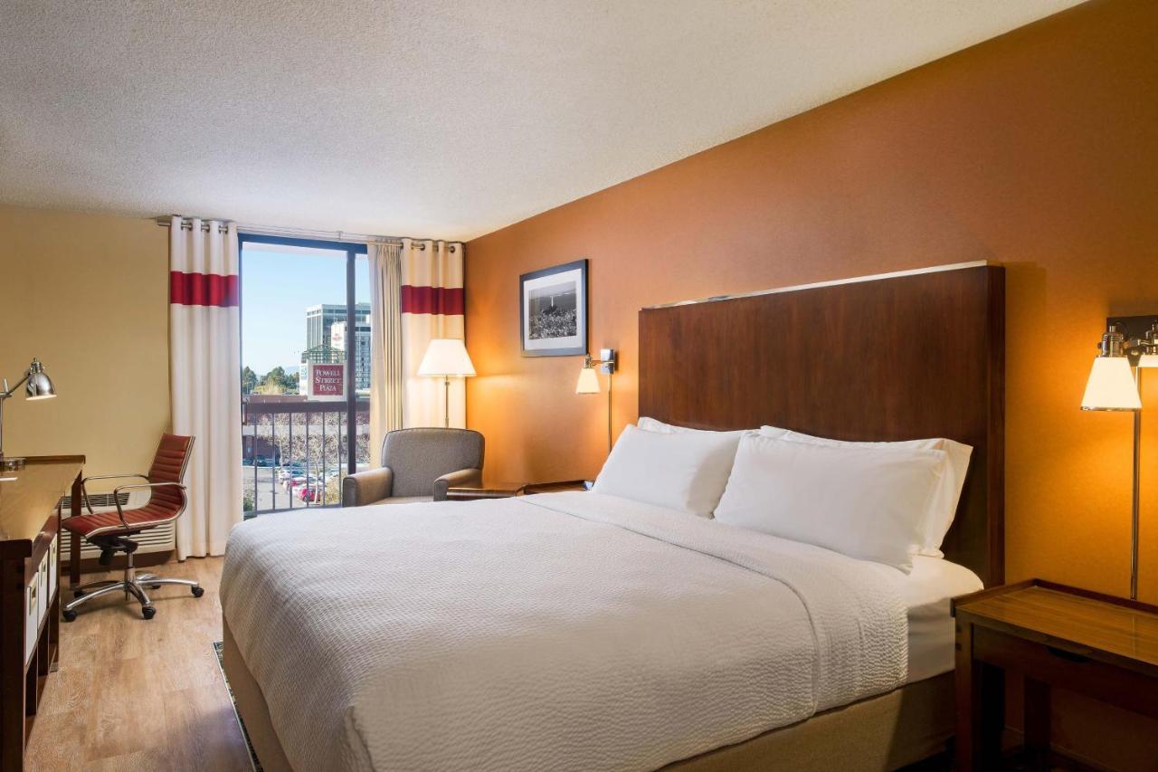 Four Points By Sheraton - San Francisco Bay Bridge Эмеривилл Экстерьер фото
