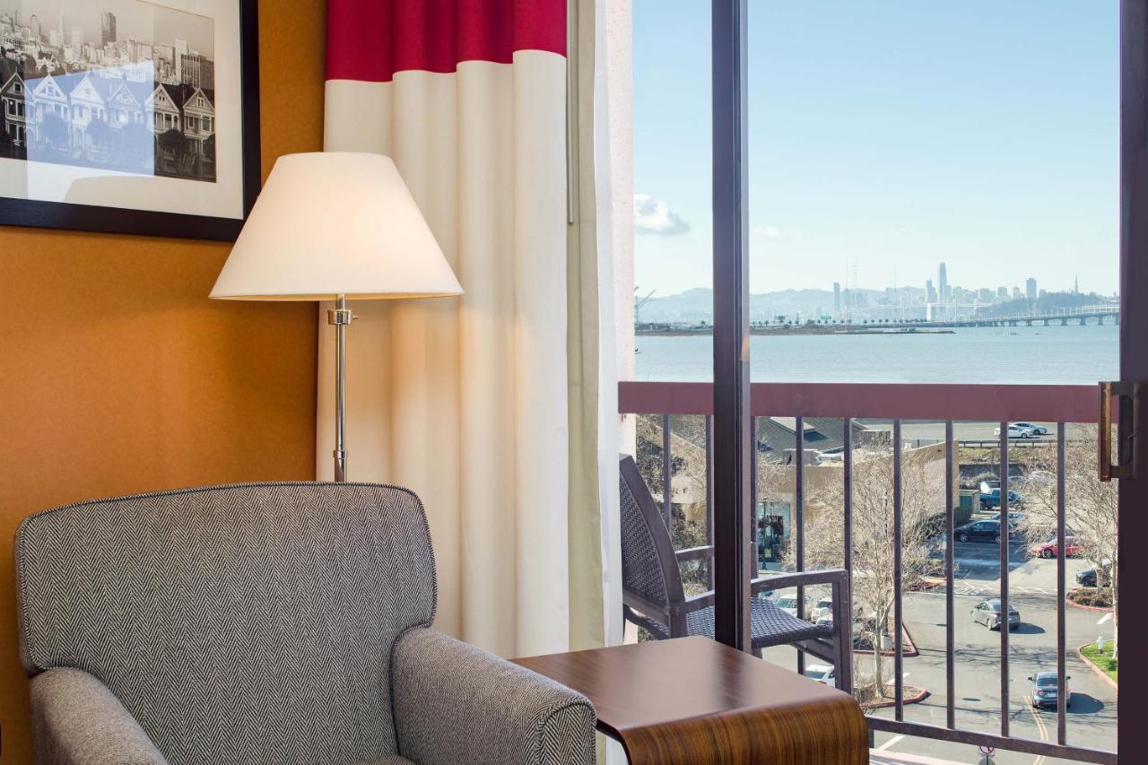 Four Points By Sheraton - San Francisco Bay Bridge Эмеривилл Экстерьер фото