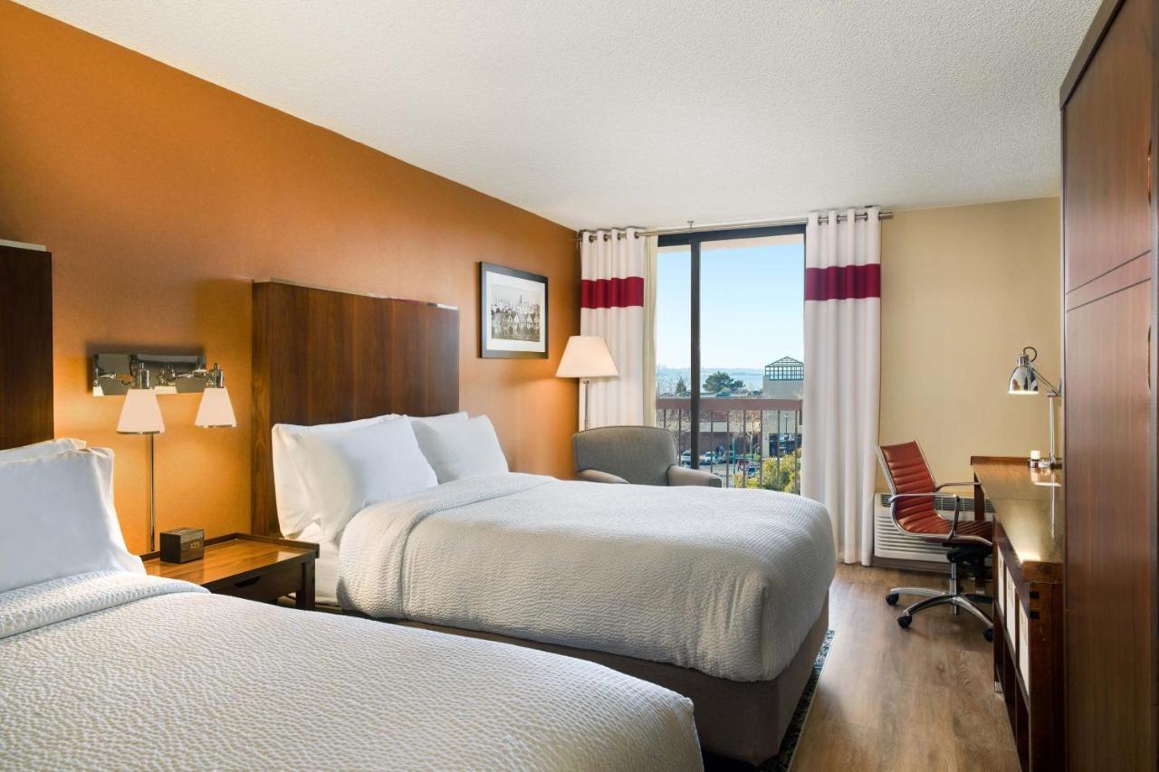 Four Points By Sheraton - San Francisco Bay Bridge Эмеривилл Экстерьер фото