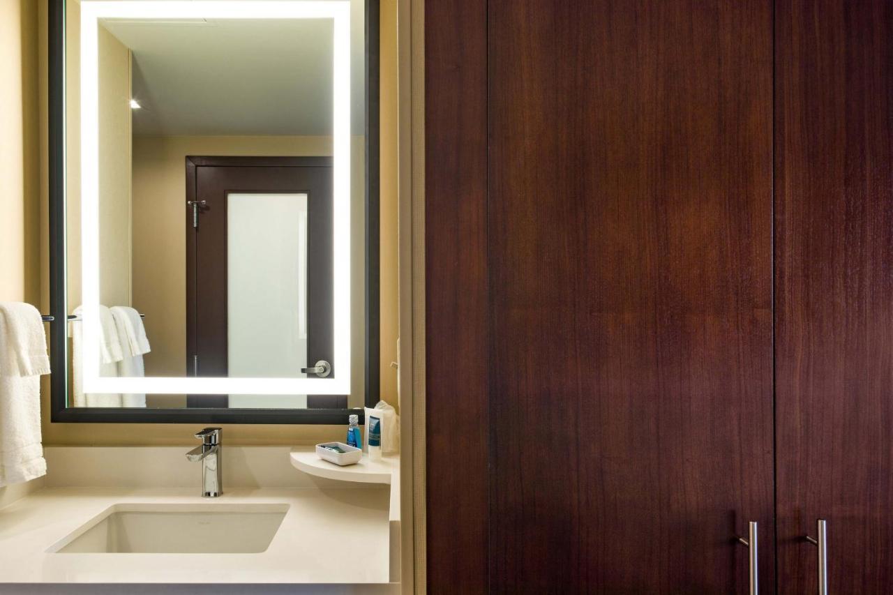 Four Points By Sheraton - San Francisco Bay Bridge Эмеривилл Экстерьер фото