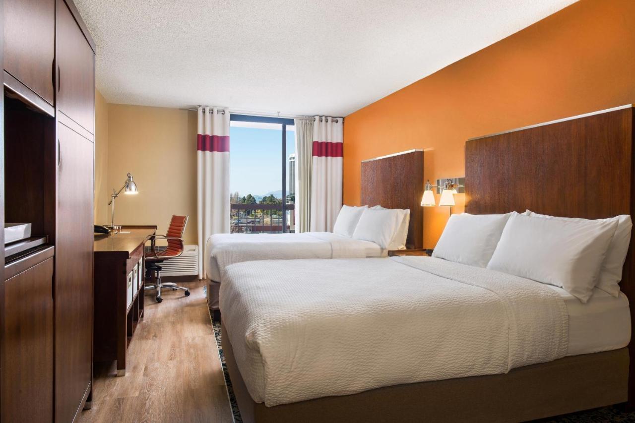 Four Points By Sheraton - San Francisco Bay Bridge Эмеривилл Экстерьер фото